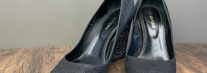 上質風合い 目黒駅の靴修理 リペアショップ セピア セルジオロッシ 想像を超えての Chenoasadventures Com